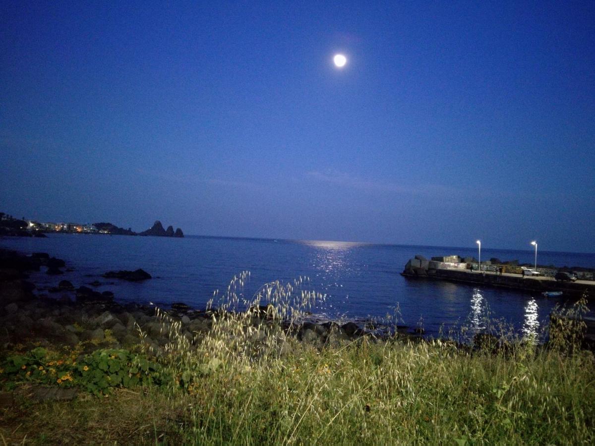 Appartement La Casa Di Ale à Aci Castello Extérieur photo